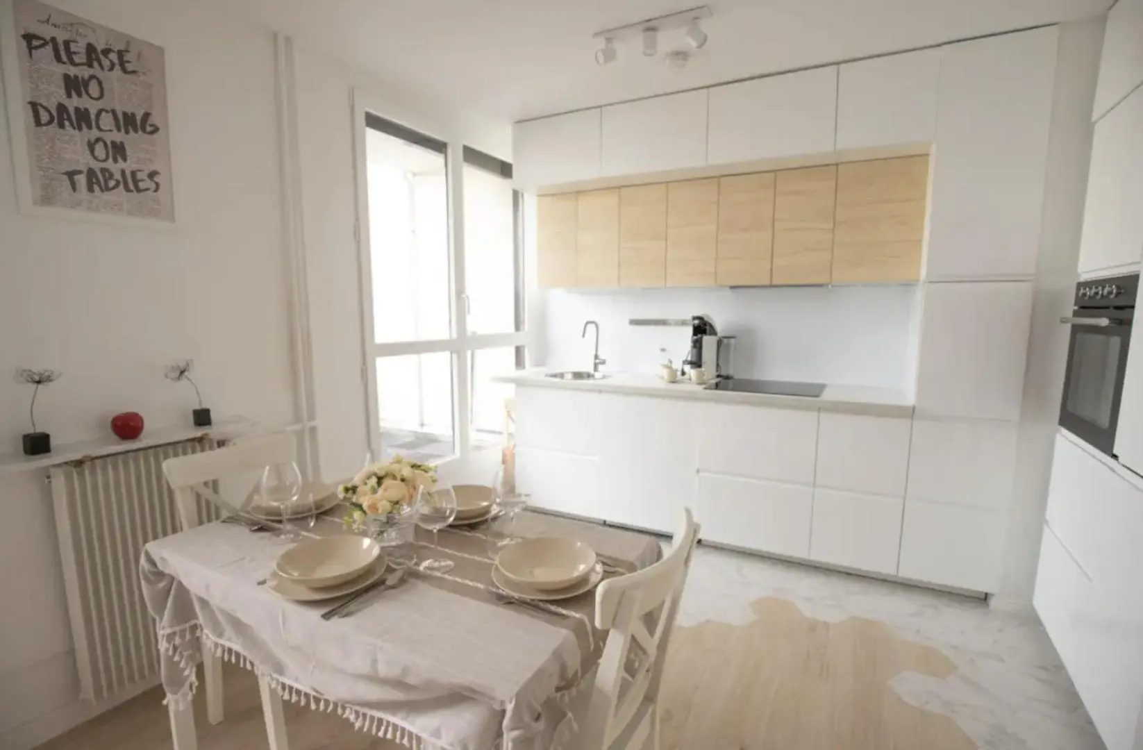 Stylish 2-Bedroom Apartment With Terrace & Parking Near Bercy Arena Paris
